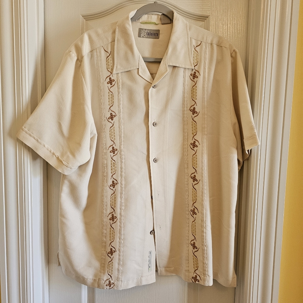 Cubavera Men's Beige Embroidered Guayabera Shirt